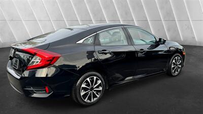 2016 Honda Civic LX   - Photo 4 - Winnetka, CA 91306