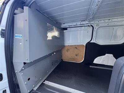 2017 Ford Transit Connect Cargo XL  Pregunta por Antonio 818 288 3783 - Photo 20 - Winnetka, CA 91306