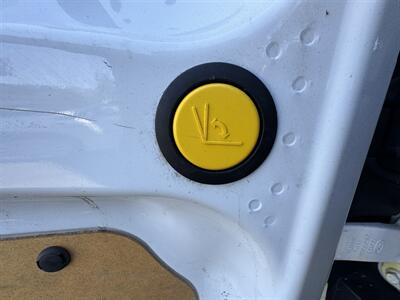 2017 Ford Transit Connect Cargo XL  Pregunta por Antonio 818 288 3783 - Photo 12 - Winnetka, CA 91306