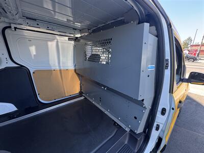 2017 Ford Transit Connect Cargo XL  Pregunta por Antonio 818 288 3783 - Photo 13 - Winnetka, CA 91306