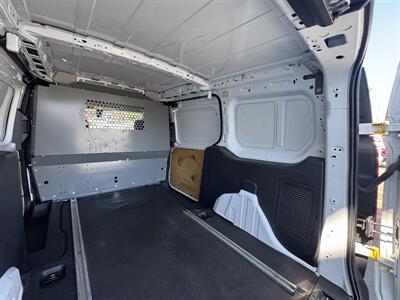 2017 Ford Transit Connect Cargo XL  Pregunta por Antonio 818 288 3783 - Photo 16 - Winnetka, CA 91306