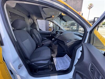 2017 Ford Transit Connect Cargo XL  Pregunta por Antonio 818 288 3783 - Photo 10 - Winnetka, CA 91306