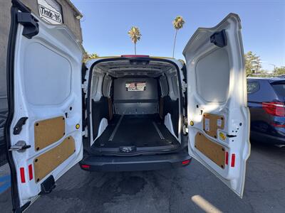 2017 Ford Transit Connect Cargo XL  Pregunta por Antonio 818 288 3783 - Photo 17 - Winnetka, CA 91306