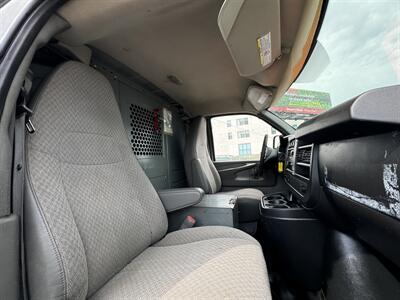 2012 Chevrolet Express 2500   - Photo 11 - Winnetka, CA 91306