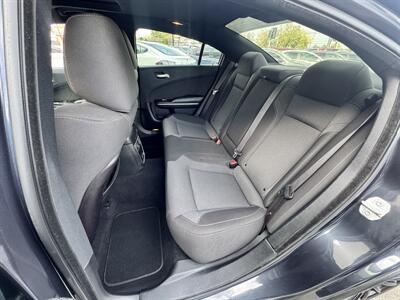 2019 Dodge Charger SXT   - Photo 11 - Winnetka, CA 91306