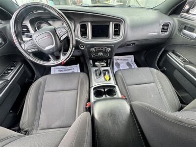 2019 Dodge Charger SXT   - Photo 12 - Winnetka, CA 91306