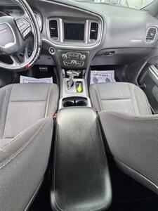 2019 Dodge Charger SXT   - Photo 15 - Winnetka, CA 91306