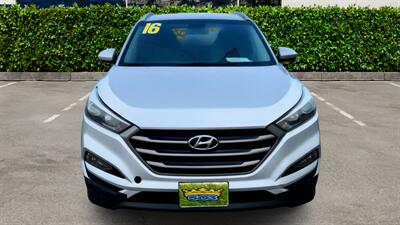 2016 Hyundai TUCSON SE - Photo 2 - Winnetka, CA 91306