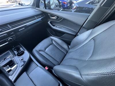 2017 Audi Q7 3.0T quattro Prestige With only $999 down drive it home today (O.A.C) - Photo 9 - Winnetka, CA 91306