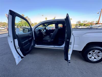 2017 GMC Canyon SLE   - Photo 18 - Winnetka, CA 91306