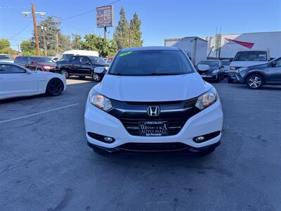 2018 Honda HR-V EX   - Photo 2 - Winnetka, CA 91306