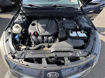 2015 Kia Optima EX   - Photo 24 - Winnetka, CA 91306