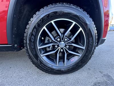 2017 Jeep Grand Cherokee Trailhawk - Photo 13 - Winnetka, CA 91306