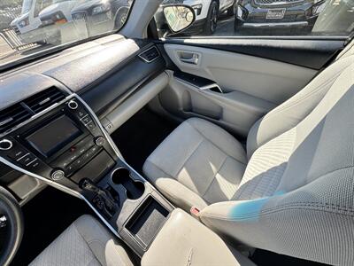 2016 Toyota Camry LE   - Photo 10 - Winnetka, CA 91306