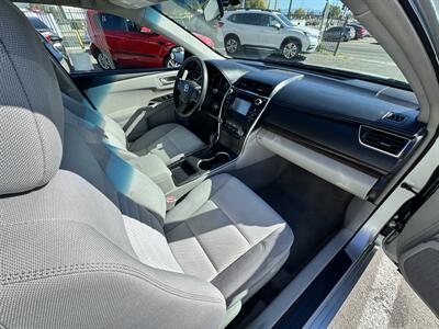 2016 Toyota Camry LE   - Photo 9 - Winnetka, CA 91306