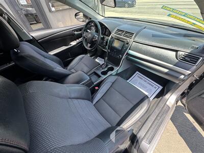 2017 Toyota Camry SE   - Photo 11 - Winnetka, CA 91306