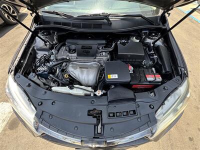 2017 Toyota Camry SE   - Photo 7 - Winnetka, CA 91306