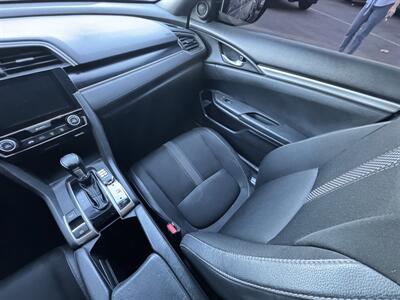 2019 Honda Civic Sport - Photo 18 - Winnetka, CA 91306