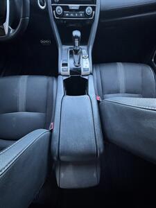 2019 Honda Civic Sport - Photo 16 - Winnetka, CA 91306