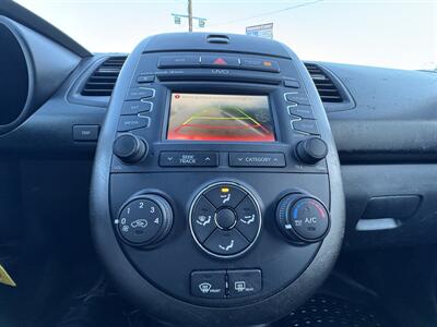 2012 Kia Soul PLUS - Photo 18 - Winnetka, CA 91306
