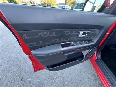 2012 Kia Soul PLUS - Photo 7 - Winnetka, CA 91306