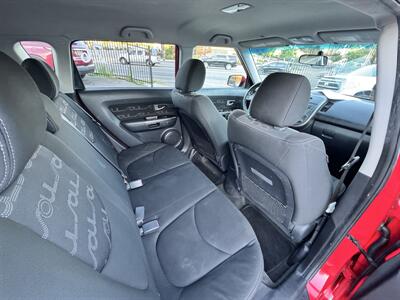 2012 Kia Soul PLUS - Photo 17 - Winnetka, CA 91306