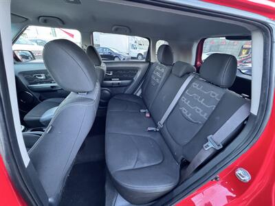 2012 Kia Soul PLUS - Photo 9 - Winnetka, CA 91306