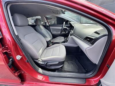 2019 Hyundai ELANTRA SEL - Photo 47 - Winnetka, CA 91306