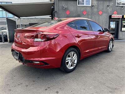 2019 Hyundai ELANTRA SEL - Photo 12 - Winnetka, CA 91306