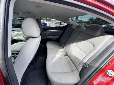 2019 Hyundai ELANTRA SEL - Photo 17 - Winnetka, CA 91306