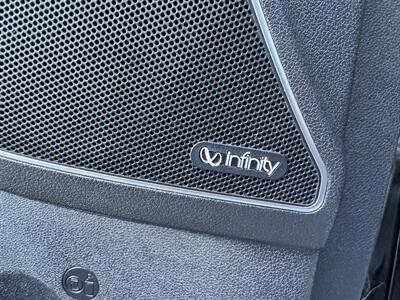 2017 Kia Sorento SX V6   - Photo 21 - Winnetka, CA 91306