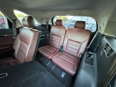 2017 Kia Sorento SX V6   - Photo 12 - Winnetka, CA 91306