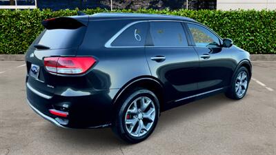 2017 Kia Sorento SX V6   - Photo 4 - Winnetka, CA 91306