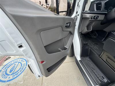 2020 Ford Transit 150  TODOS CALIFICAN , NO IMPORTA SU CREDITO - Photo 21 - Winnetka, CA 91306