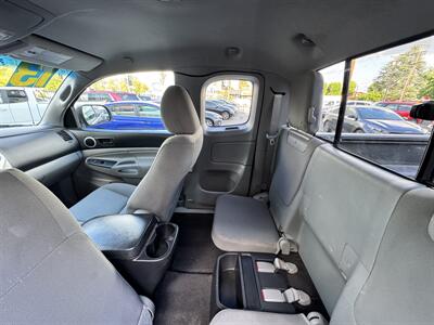 2014 Toyota Tacoma PreRunner   - Photo 15 - Winnetka, CA 91306