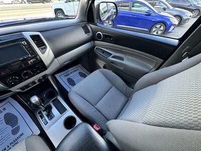 2014 Toyota Tacoma PreRunner   - Photo 17 - Winnetka, CA 91306