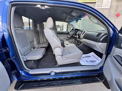 2014 Toyota Tacoma PreRunner   - Photo 24 - Winnetka, CA 91306