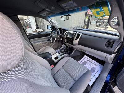 2014 Toyota Tacoma PreRunner   - Photo 22 - Winnetka, CA 91306