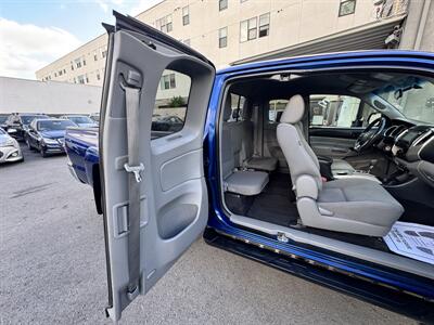 2014 Toyota Tacoma PreRunner   - Photo 25 - Winnetka, CA 91306