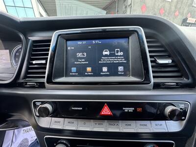2019 Hyundai SONATA SE   - Photo 7 - Winnetka, CA 91306