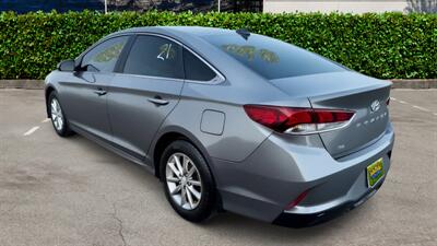 2019 Hyundai SONATA SE   - Photo 4 - Winnetka, CA 91306