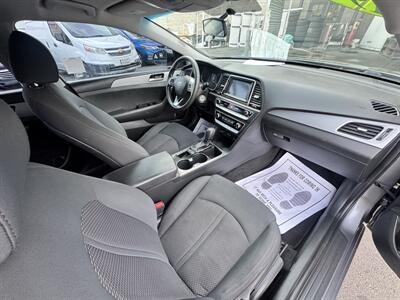 2019 Hyundai SONATA SE   - Photo 15 - Winnetka, CA 91306