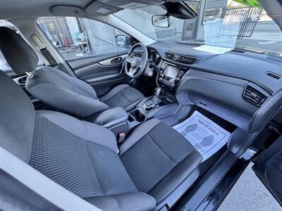 2021 Nissan Rogue Sport S - Photo 19 - Winnetka, CA 91306
