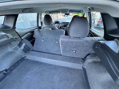 2021 Nissan Rogue Sport S - Photo 17 - Winnetka, CA 91306