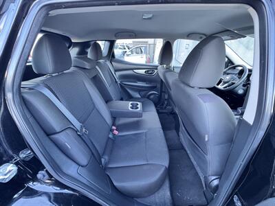 2021 Nissan Rogue Sport S - Photo 18 - Winnetka, CA 91306