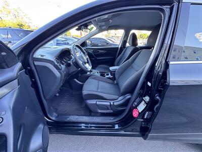 2021 Nissan Rogue Sport S - Photo 7 - Winnetka, CA 91306