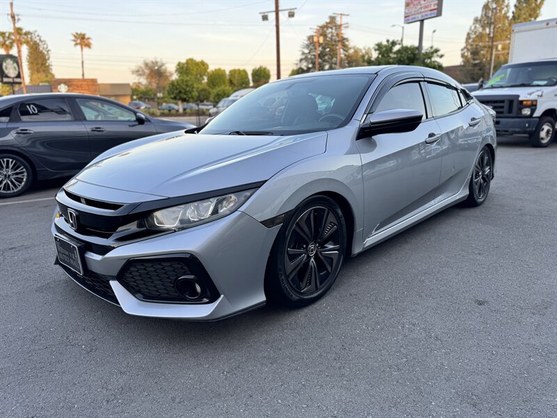 2018 Honda Civic EX-L w/Navi  818 288 3783 Antonio - Photo 1 - Winnetka, CA 91306