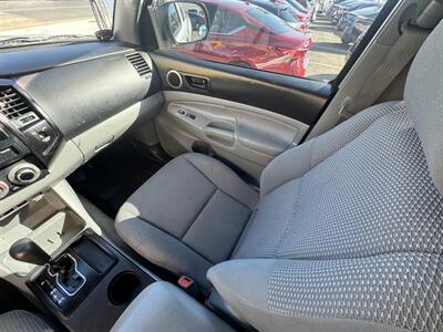 2011 Toyota Tacoma PreRunner V6  Pregunte X Antonio 818 288 3783 - Photo 19 - Winnetka, CA 91306