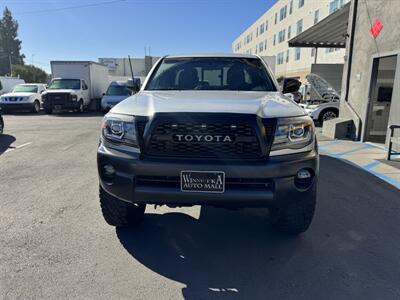 2011 Toyota Tacoma PreRunner V6  Pregunte X Antonio 818 288 3783 - Photo 2 - Winnetka, CA 91306