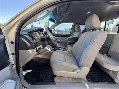 2011 Toyota Tacoma PreRunner V6  Pregunte X Antonio 818 288 3783 - Photo 10 - Winnetka, CA 91306